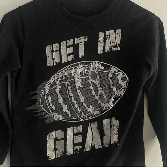 Children’s Place “Get In Gear” Football Kids T-Shirt Size Medium - Picture 2 of 4